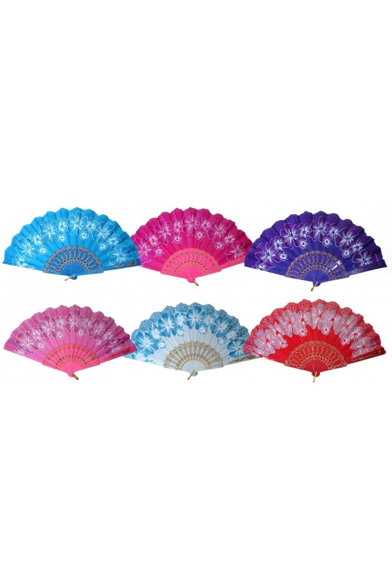 VENTALL DE PLASTIC AMB FLORS